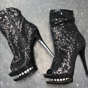 Black rhinestones Heels